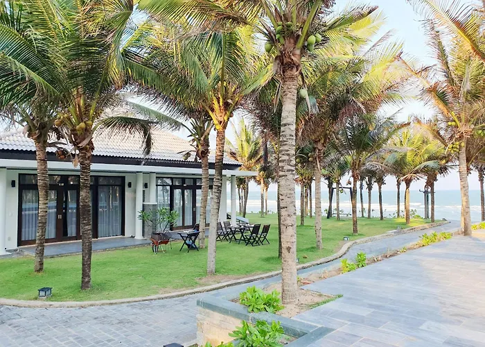 Starlight Villa Beach Resort