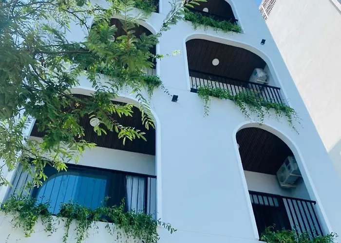 Amber Hotel