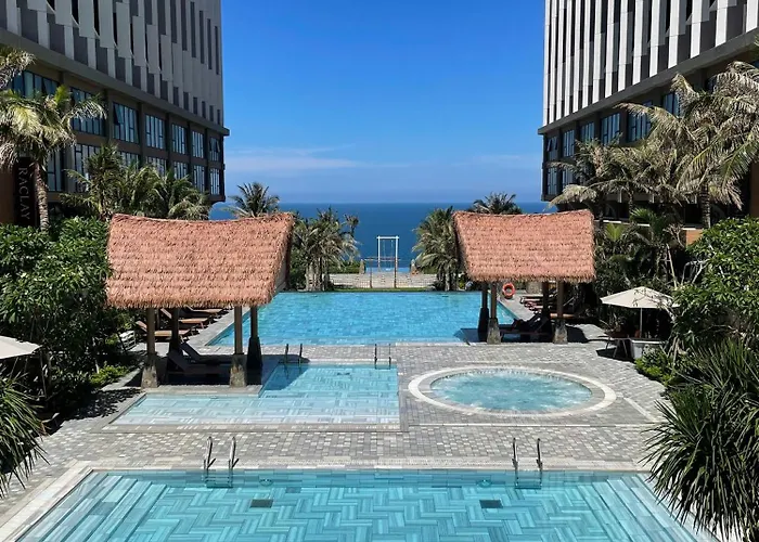 Mandala Oceanfront Driftwood Resort