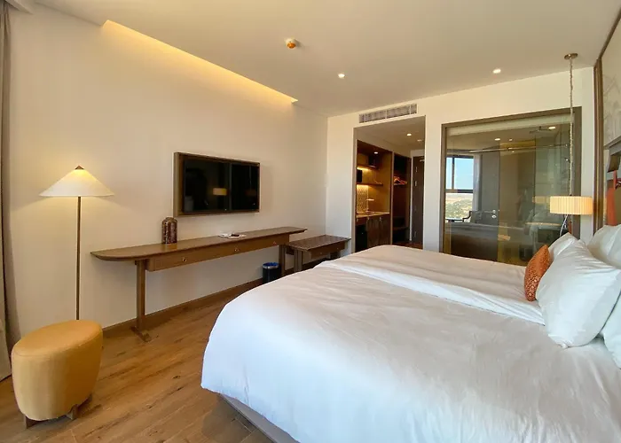 1Br Direct Seaview - 5 Mins To The Beach - Infinity Pool - Apec Mui Ne
