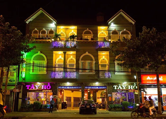 Tay Ho Hotel