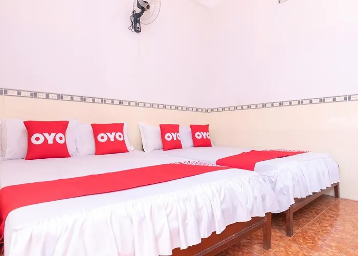 OYO 791 Khách Sạn Hoàng Anh